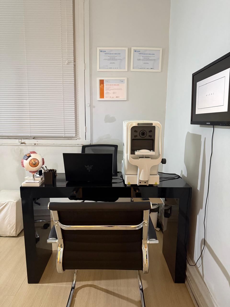 Consultório e certificados